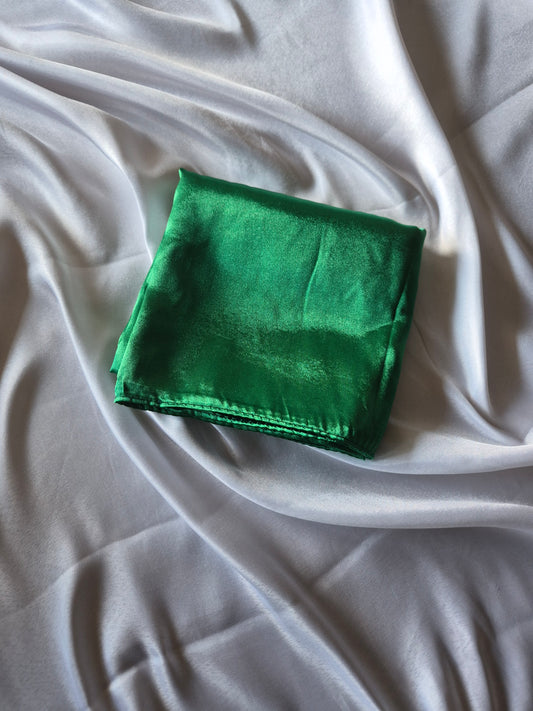 Satijnen Sjaal 90x90 cm groen