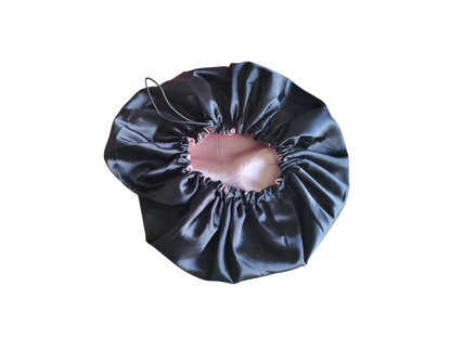 Bonnet zwart met oud roze (nieuw Model)