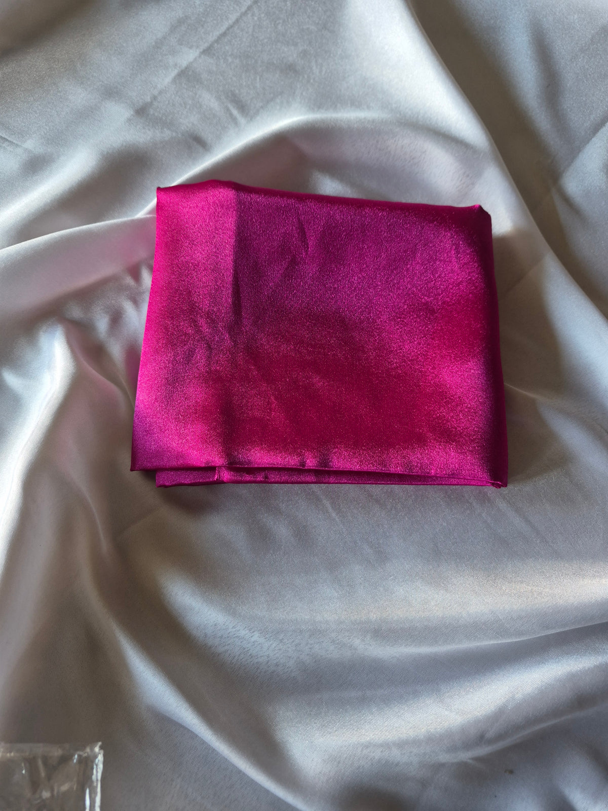 Satijnen Sjaal 90x90 cm fuchsia