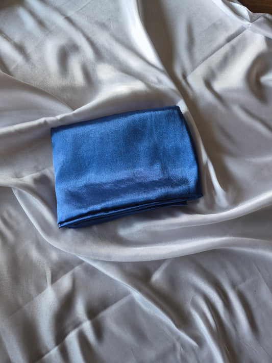 Satijnen Sjaal 90x90 cm blauw